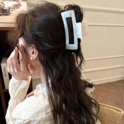 Simple Jelly Color Shark Hair Claw Korean No Slip Large Square Cross Shaped Jaw Clip For Women Girls Thin Thick Hair Accessories