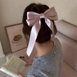Korean Style Silver Satin Bow Hair Clip for Women, Elegant Long Ribbon Alligator Clip, Luxury Hair Accessories for Half Updo