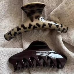 2Pcs/Set Large Size Shark Clip Hair Claw for Women Non-Slip Grip Strong Hold for Thick Hair Elegant Hair Accessories