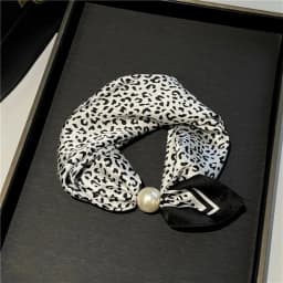 New Pearl Buckle Silk Scarf Printed Thin Neck Scarf Lightweight Soft Neckerchief Women