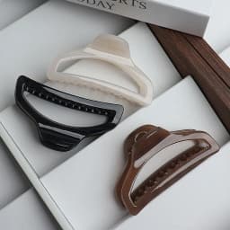 2026 New Medium Shark Hair Clip for Women French Bun Updo Hairpin Elegant Back of Head Grip