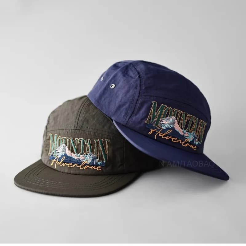 Retro Embroidered 5-panel Baseball Cap for Men and Women Summer Outdoor Leisure Sunscreen Quick-drying Flat-brimmed Camping Hat