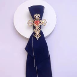 A Handcrafted, Noble and Elegant Women's Bow Tie in a Business and Campus Style, Suitable for Daily Fashion Wear, Business Gatherings, Event Performances, Program Hosting, Cosplay, Etc
