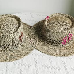 Designer French Elegant Women's Summer RB Letter Straw Hat Wide Brim Breathable Sun Protect Fashionable Beach Vacation Sun Hat