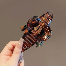 Enamel oil painting bow shark clip temperament high-end back of the head disc hair clip acrylic clip