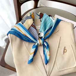 New Four Seasons The Horse Print Silk Square Scarf 70x70cm Fashionable Four Seasons Headband Luxury Sunscreen Shawl Bandannas