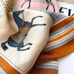 New Four Seasons The Horse Print Silk Square Scarf 70x70cm Fashionable Four Seasons Headband Luxury Sunscreen Shawl Bandannas