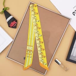 Elegant Printed Pony Design Simulated Silk Scarf Womens Shawl Multi Purpose Binding Ribbon Decoration Wholesale  Accessory