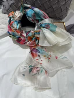 White Blue Women 100% Mulberry Silk Scarf Elegant Floral Design Long Silk Scarf Cape Summer Beach Silk Shawl Wrap Hijab Scarf