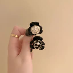 New Elegant Temperament Camellia Hair Clip Vintage French Black Hair Claw Princess Side Clip Women Girls Bangs Clip Hairpin