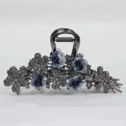 A classic rose shaped hairpin with crystal inlay, made of zinc alloy material, elegant black accessories, for women