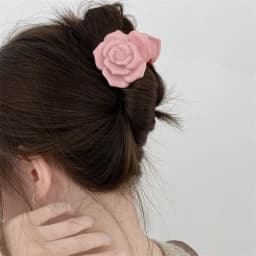New French Three-dimensional Camellia Hair Claw Acrylic Elegant Flower Crab Hair Clips Hair Accessories Headdress for Women Girl