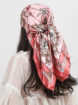 Luxury Brand Square Silk Scarves Women Hijab Shawls Print Kerchief Femme Head Scarf Foulard Bandana Beach Pareo 90cm