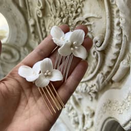 Ceramic Flower Side Hair Comb With Pearls Luxurious Headpiece Wedding Hair Accessories For Women Bridal Marriage Hair Jewelry