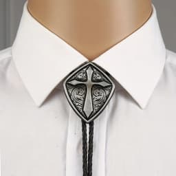 Wholesale of New Fashionable Men's Geometric Shield Cross Leather Rope Pollo Ties As Gifts