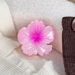 Hawaiian Gradient Hair Clips Flower Hair Claws Women Medium Size Fashion Headwear Hairpin Crab Barrette Hair Accessories