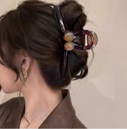 Japanese and Korean disc hair shark clip for Women, Non-Slip Kawaii Updo Claw Clip, Daily Party Gift Evening Wedding Trendy