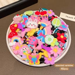 40 random cartoon cute hair clips with sweet and stylish hair accessories suitable for daily use