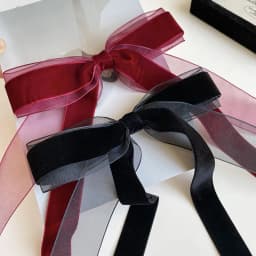 A Vintage and High-End French Hairpin with a Mesh Velvet Bow Ribbon