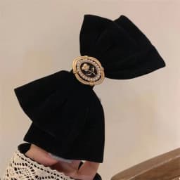 1pc New Black Velvet Bow Hair Pins Elegant Fabric Alloy Roses Hair Clips for Women Fashion Ponytail Barrette Heawear Accessories