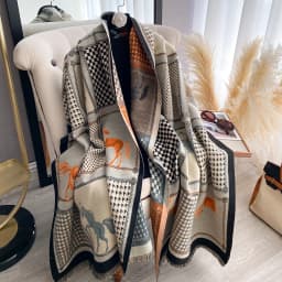 New Luxury Brand Two-Sided Jacquard Scarf Cashmere Soft Warm Fringe Pashmina The Horse Shawl Winter Coldproof Windproof Blanket