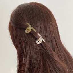 4Pcs/set mini cute claw clip small girl hair claw semi transparent bangs side clip small shark clip women's hair accessory