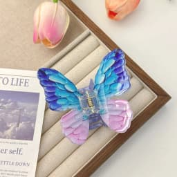 Cartoon Hair Claw For Women Cute Bee Ball Shape Shark Hair Gripper Claw Creative Acrylic Animal Hair Clip Girls Hair Accessories