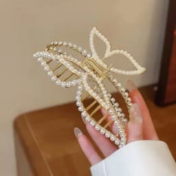 1pc pearl butterfly large hair clip for women summer design sense hair accessory shark clip at the back of the head
