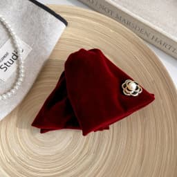 1pc Vintage Velvet Camellia Triangle Hair Clip for Women, High-End Style, Back of Head Hairpin, Updo Shark Clip Hair Accessory