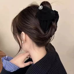 1pc Vintage Velvet Camellia Triangle Hair Clip for Women, High-End Style, Back of Head Hairpin, Updo Shark Clip Hair Accessory