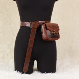 2-piece medieval-themed party belt with waist bag, PU leather belt, role-playing prop, party supplies.