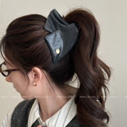 1pc High-Quality Leather Triangular Hair Clip, New Stylish Advanced Back-of-the-Head Hairpin, Elegant Shark Clip Hair Accessory