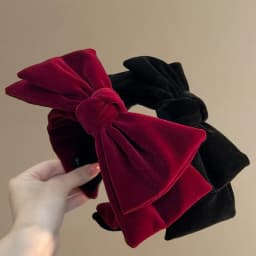 1pc Large Velvet Bow Hairband for Autumn Winter Parties or Daily Wear Stylish Princess Hair Accessory and a Great Gift for Women