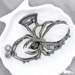 1Pcs Halloween Black Spider Hair Claw Clips with Pearl Charm Design,Metal Gothic Punk Hair Clips Strong Hold Hair Accessories
