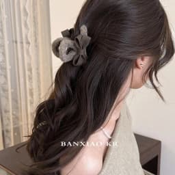 1pc Autumn/Winter Bow Woolen Hair Clip for Women, High-End New Shark Clip, Autumn and Winter Back-of-Head Hair Clip