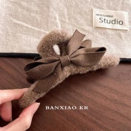 1pc Autumn/Winter Bow Woolen Hair Clip for Women, High-End New Shark Clip, Autumn and Winter Back-of-Head Hair Clip
