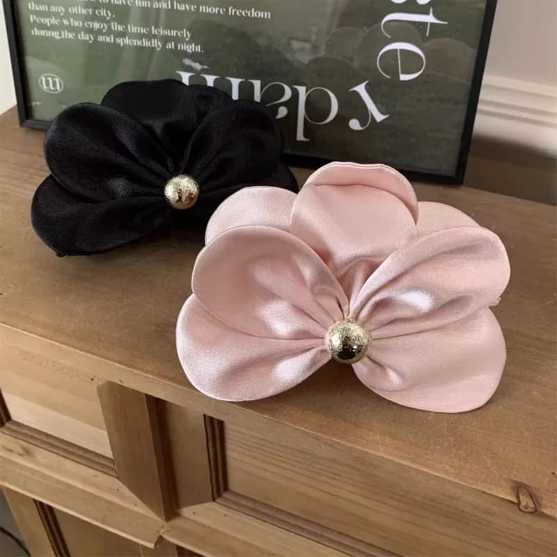 Korean Retro Satin Petal Clip Women's 2025 New High-end Shark Clip Back of the Head Hair Clip
