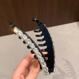 1 Piece Sparkling Crescent Rhinestone Banana Clip - Back-of-Head Hair Accessory for Women, Ideal for Bun & Ponytail Styling