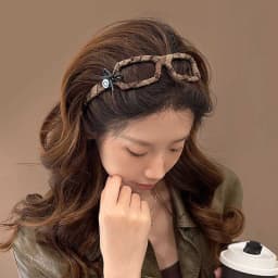 Fashionable Western style eyeglass frame headband for women high skull top anti slip headband niche high-end hair accessory