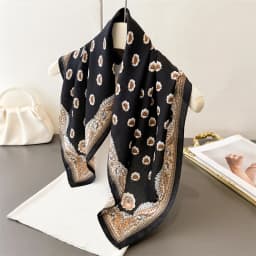 Trendy Print Square Scarf For Women Cotton Velvet Neck Scarf Shawl Warp Elegant Neckerchief Bandanas Ladies Hijab
