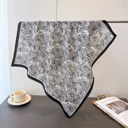Trendy Print Square Scarf For Women Cotton Velvet Neck Scarf Shawl Warp Elegant Neckerchief Bandanas Ladies Hijab