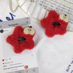 2PCSRed Faux Fur Apple Hair Clips,Cute Fruit-themed Hairpins,Soft Fluffy Hair Accessories For Women, Adorable Fashion Hair Decor