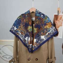 New Design Trendy Luxury Wrap Scarf, Twill Fabric Flower Print 90cm Square Scarf, High-End Silk Scarf for Women Shawl