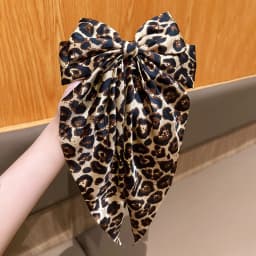 1 leopard print oversized bow hair clip, simple and versatile, suitable for daily use