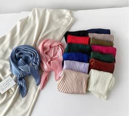 New 70X70CM Minimalist Solid Color 70cm Pleated Scarf Decoration Scarf Sunscreen Thin Scarf Pressed Pleated Square Scarf