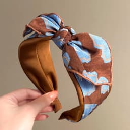 High-Quality Exquisite Dark Brown Rabbit Ear Hairband Women Irregular Wide-Edge Pressed Hairband Washing Face Hair Accessories