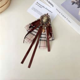 1 Piece of Elegant Women's Plaid Shiny Sequin Cross-Decorated Vintage Bow Tie, Suitable for Parties, Stage Performances, Hosting, Gatherings, Made of Plaid Polyester Fiber (Polyester)