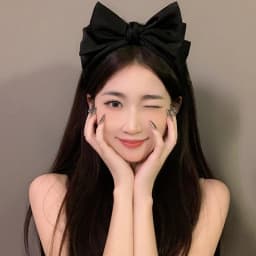 Stylish Headband with Black Bow Knot; Women's Korean Style Elegance in Hair Accessories.