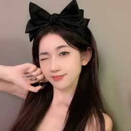 Stylish Headband with Black Bow Knot; Women's Korean Style Elegance in Hair Accessories.