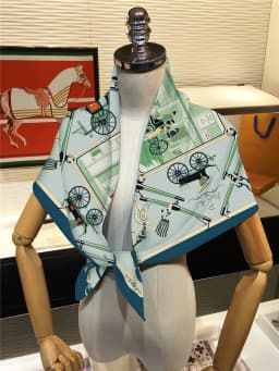90cm Twill Silk Scarf Shawl Luxury Brand Horse Carriage Chain Square Scarf Women Hijabs Bandana Foulard Neckerchief Head Scarves